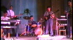 группа "Интеграл", репетиция. ДК "Юность", п. Качар, 27.07.1997 год