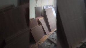 Ремонт пола снимаем паркет стелим фанеру и ламинат