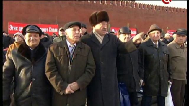 Фрагмент парада 7 ноября 2012г на Красной Площади vksaved ru смотреть онлайн