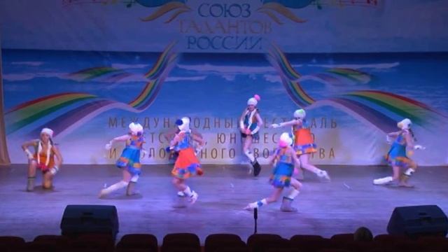 Образцовый ансамбль танца «Надежда» г. Сызрань смотреть онлайн