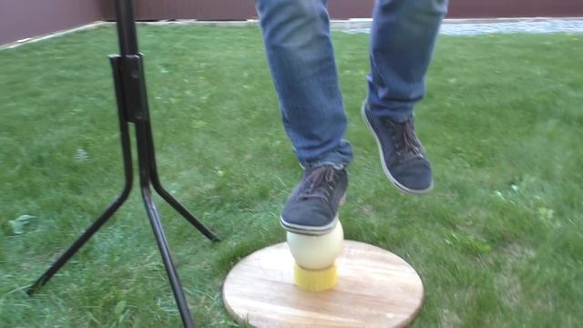 ЧТО ЕСЛИ ВЫРАСТИТЬ СТРАУСЁНКА из МАГАЗИННОГО ЯЙЦА ?! смотреть онлайн