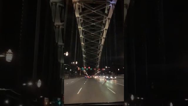 Австралия. Сидней. Проезд по мосту Харбар Бридж.