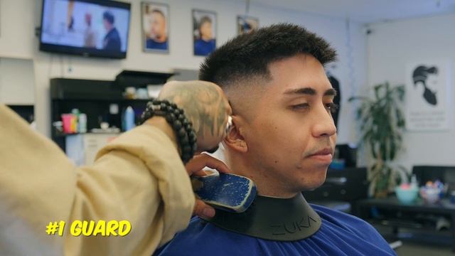 Mid skin fade on STRAIGHT hair Tutorial with Guard instructions смотреть онлайн
