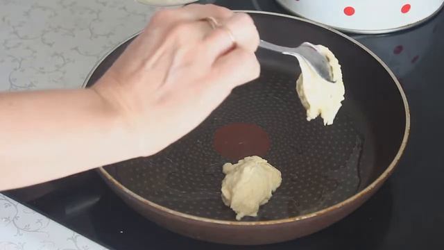 САМЫЕ ВКУСНЫЕ И БЫСТРЫЕ ОЛАДУШКИ!