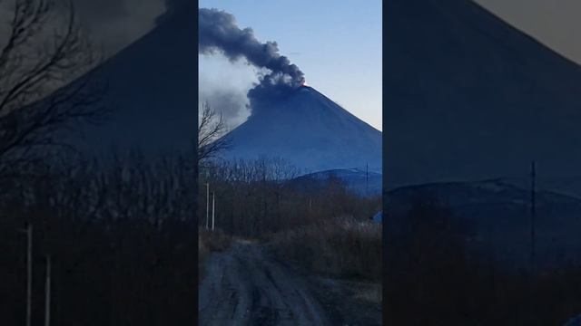 Ключевской вулкан в работе!