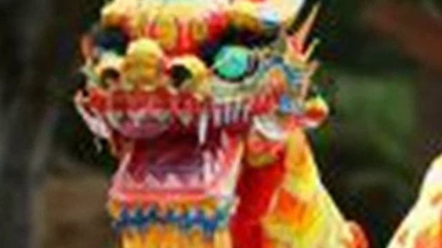 Chinese Dragon Boat Festival and New Year Dragon Dance смотреть онлайн