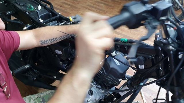 BAJAJ Boxer BM 150 X Disk - протягиваем и промазываем, часть первая. 18+ смотреть онлайн