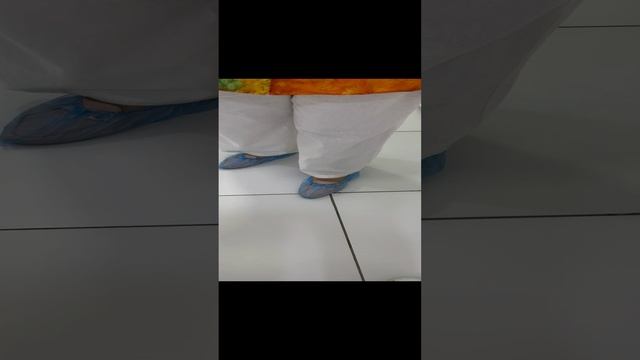 Довольная пациентка после операции. Разговор за кадром. Флеболог Москва