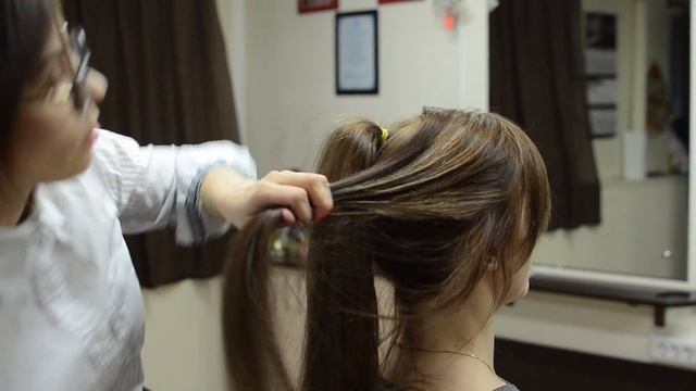 ЛЕГКИЕ ПРИЧЕСКИ НА ДЛИННЫЕ ВОЛОСЫ