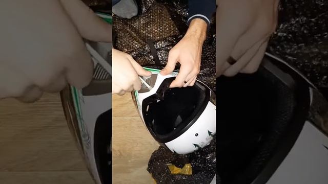 Мото шлем с AliExpress. Г@вно шлем за 2000 рублей. Открываю посылку из Китая.