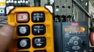 Собрал шкаф управления кран-балкой