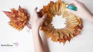 ВЕНОК ИЗ ОСЕННИХ ЛИСТЬЕВ / WREATH OF AUTUMN LEAVES / DIY NataliDoma