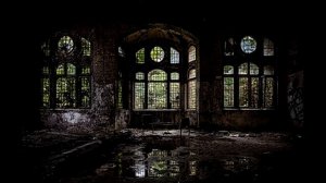 Неизвестная Европа: заброшенные замки и города