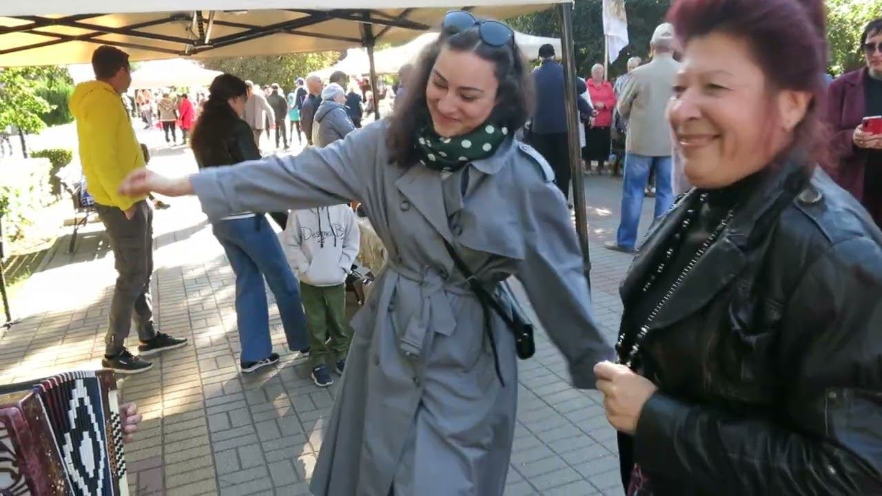 ЧАСТУШКИ! КЛАССНОЕ, ПОЗИТИВНОЕ, ПРАЗДНИЧНОЕ ВИДЕО! Гармонисты Влад Фадеев и Алексей Ф. Черников смотреть онлайн