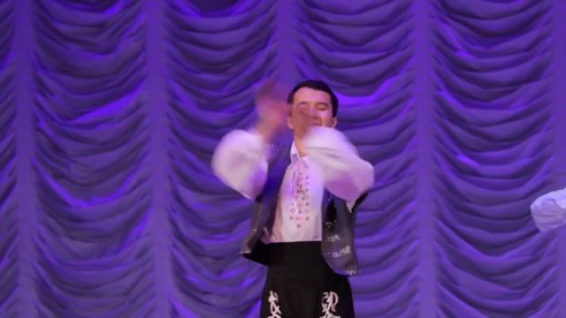 Венгерский танец "'Понтозоо" Хореография И.Моисеева, работа педагога-репетитора Шерзода Кенжебаева смотреть онлайн