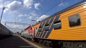 Отправление поезда 001 "Латвияс Экспресис" Москва — Рига с Рижского вокзала Москвы (22 июня 2018)