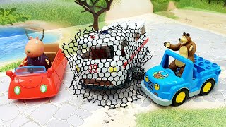 Мультики про машинки - Мультфильмы для детей с игрушками Маша и Пеппа Герои смотреть онлайн..mp4 смотреть онлайн