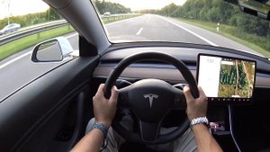 ШУМ В САЛОНЕ ТЕСЛА 3 | Электрический Автомобиль Tesla Model 3