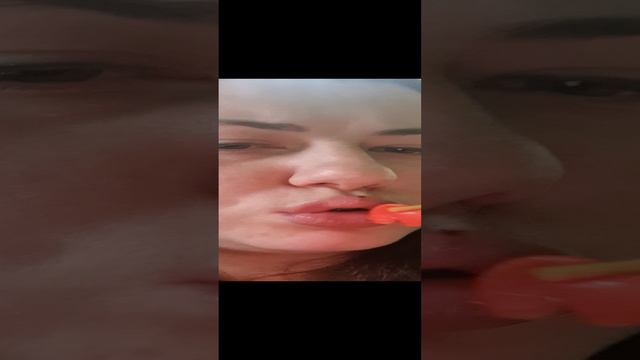 Такая красотулька #mukbang #eating #юмор #еда #емнакамеру #мукбанг #топ