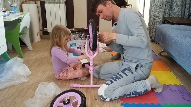 Беговел MY LITTLE PONY собираем и тестируем смотреть онлайн