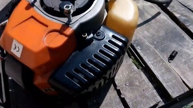 Замена пружины сцепления мотокосы (триммера) без веревок и тряпок смотреть онлайн
