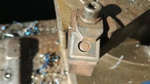 Дешевые резцы и пластины по металлу