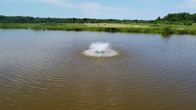 Плавающий универсальный инжекторный аэратор Komondor производства Россия