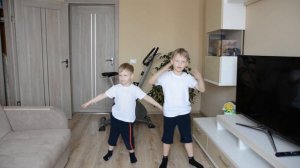Зарядка с Даней и Тёмой! детская зарядка! Сидим дома! делаем зарядку!
