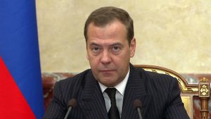 Дмитрий Медведев рассказал о введении электронных трудовых книжек