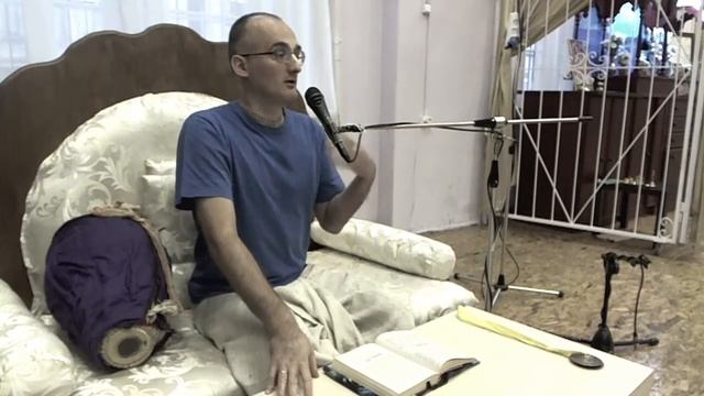 2015.10.30, Пт. - СПб, КЦ Гаура. ШБ 01.13.43. Е.М. Бала Гопала Пр смотреть онлайн