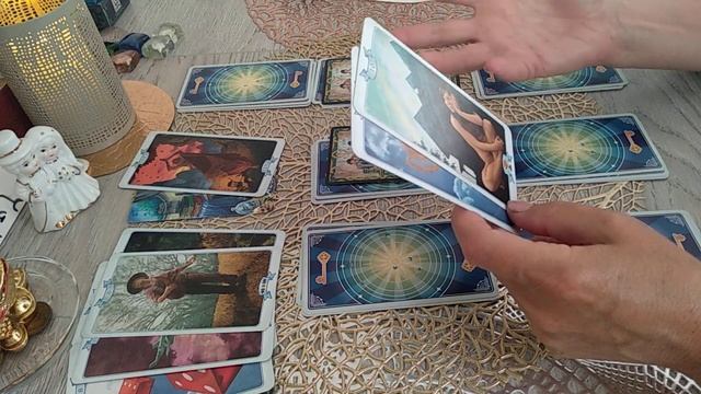 Суженый мой ряженый, кто он будущий партнер? смотреть онлайн