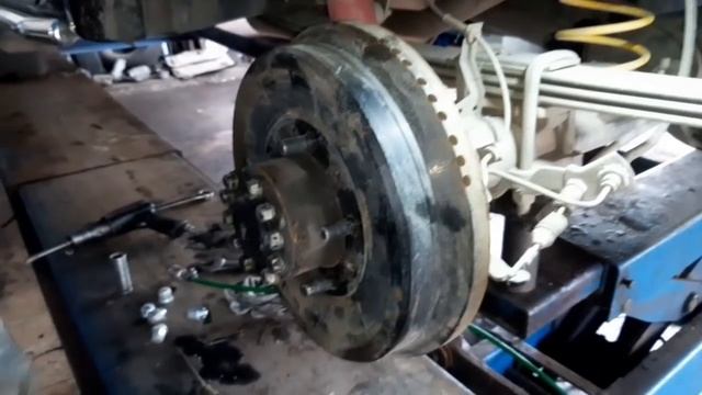 Уаз Патриот 2017 г. Начинаем разбирать мотор который стучит под нагрузкой. И прочие работы. смотреть онлайн