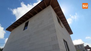 Начали работы по устройству крыльца и гаража на доме Сумароково в Кудиново