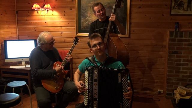 John Carlsson, Fjärås Sweden, with friends performs Clarinet Polka - trad. mel.