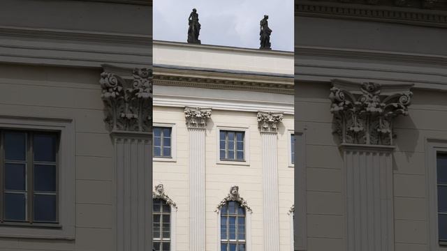 Unter den Linden Berlin #atmosphere #sightseeing #walk #2024 #berlin #architektur #spaß