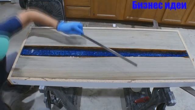 ИЗГОТОВЛЕНИЕ СТОЛОВ ИЗ ЭПОКСИДНОЙ СМОЛЫ И ДЕРЕВА К720P HD смотреть онлайн