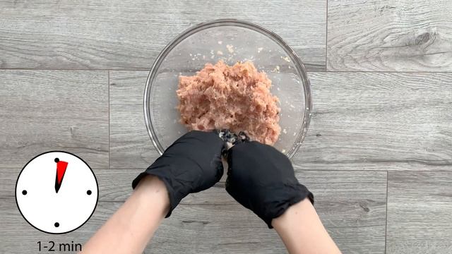 Куриные котлеты. Как приготовить сочные котлеты из куриного фарша на сковороде без обжаривания. смотреть онлайн
