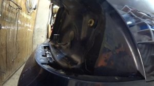 Mitsubishi Lancer 9 зазор между задним фонарём и крылом