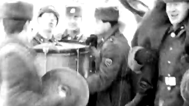 Музыкальный взвод. Армия СССР. 1986 год.Дедовщина. смотреть онлайн