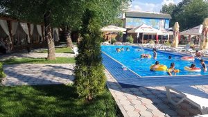 Аквапарк Алматы. AKVAPARK MALDİVES. Купаться загорать отдыхать наслаждаться.