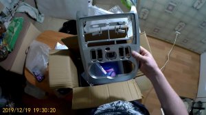 Обзор автомагнитолы TEYES CC2 для LADA Largus  Часть 1