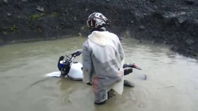 МЕНЯ ЗАСОСАЛА ОПАСНАЯ ТРЯСИНА ,,,, смотреть онлайн