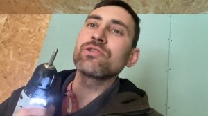 Какой шуруповерт мы купили для монтажа гипрока? И почему?