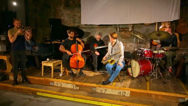 Ingrid Laubrock, Joe Morris, Lester St. Louis, Sam Yulsman, Henrik Nørstebø, Dré Hočevar смотреть онлайн