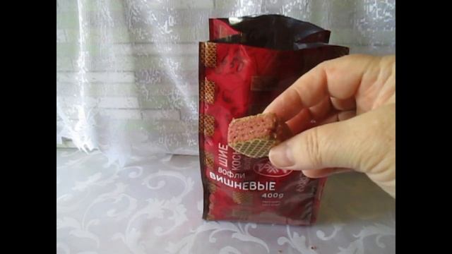 Вафли Вишнёвые "РАХАТ" - личное мнение смотреть онлайн