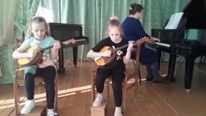 А.Филиппенко "Цыплятки"