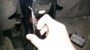 Как натянуть ручник на Volvo 940.