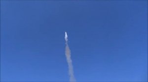 Запуск самодельной ракеты с парашютом