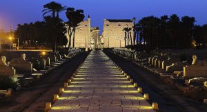 Ночной Луксор (Египет)