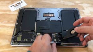 Take Apart 13" MacBook Air A1932 - Full Disassembly 13" MacBook Air A1932 Tear Down   HD 1080p